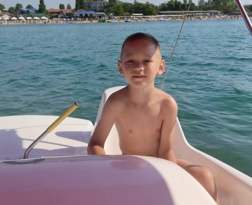 Збирають допомогу родині 8-річного хлопчика, який потонув з батьком