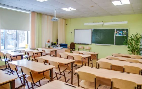 Дистанційного навчання не буде: на Прикарпатті школи, де не вакциновано 80% педагогів, закриють на карантин