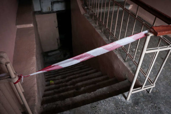 На Франківщині у підвалі будинку виявили тіло жінки