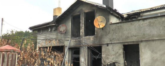 Родині з Коломиї, на чий будинок впав літак, виділяють 100 тисяч гривень компенсації