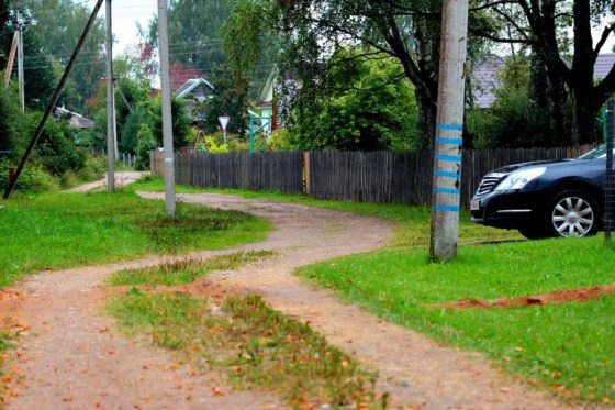 Та що ж цей італієць наробив? Таке зробив і шукай вітра в полі, – хитала головою мати Тетяни