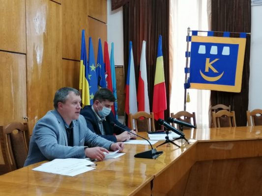 У Калуші підприємці, які торгують алкоголем і цигарками, скаржилися на АТБ