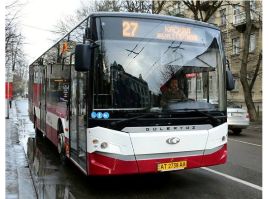 Автобус № 27 в Івано-Франківську знову курсуватиме за зміненим маршрутом