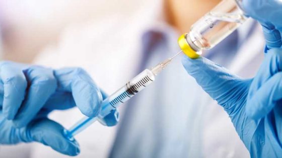 У Львові вчителів вакцинуватимуть прямо на робочому місці: перелік шкіл