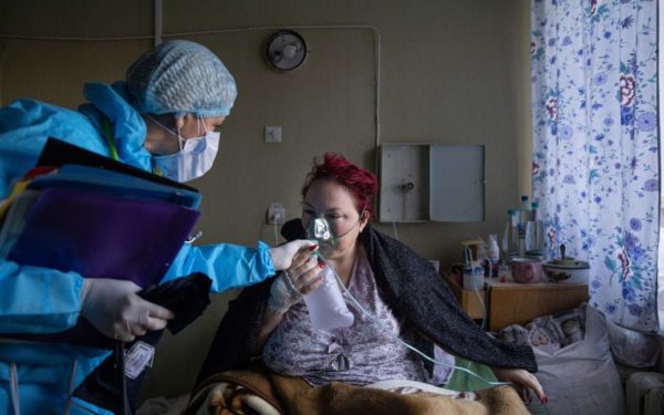 “В Україні скоро почнеться медичний колапс”: лікар розповів, яким містам загрожує потужне навантаження