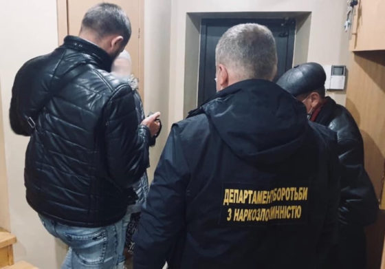 Збували амфетамін: в Івано-Франківську затримали злочинну групу (ФОТО)