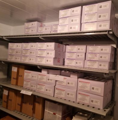 Франківщина отримала 35 000 доз вакцини Pfizer (ФОТО)