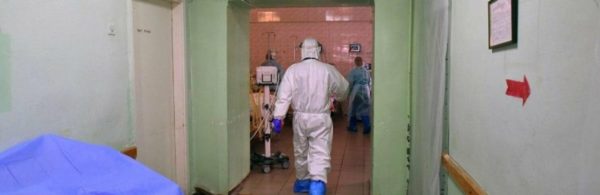 “Штамп “Омікрон” вражає швидкістю зараження, нажахані медики готові до локдауну”: лікар про страшну загрозу вірусу