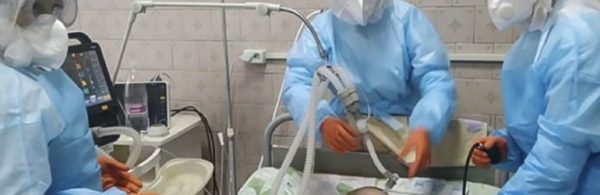 “Через цей вчинок інфікування стає неминучим, лікарі озвучили найгірші прогнози”: медики про штам “Омікрон” у 2022 році