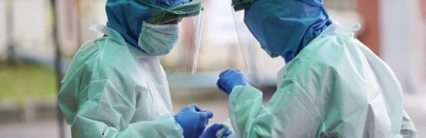 “Штам “Омікрон” стрімко наближається, а саме ці люди хворітимуть вдруге”: лікар про реальну загрозу вірусу