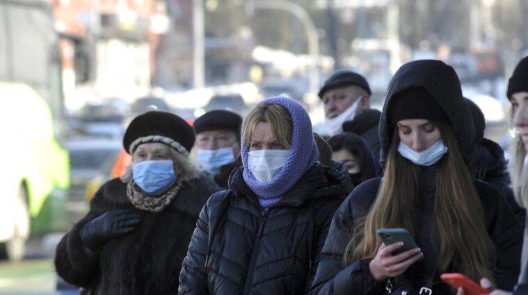 У ВООЗ розповіли, як швидко з’являються симптоми після зараження “Омікроном”