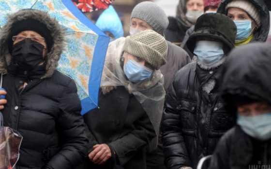 В Івано-Франківській області анонсували посилення обмежень через COVID-19: що зачинять цього разу