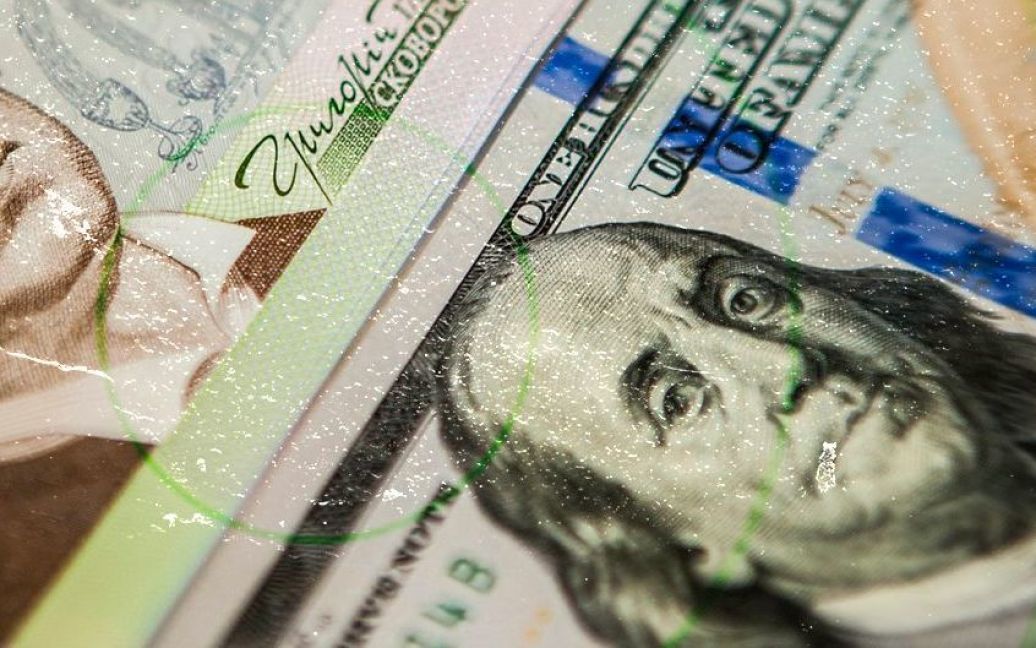 В Україні коливається курс валют: чого очікувати найближчим часом від долара