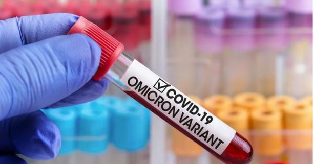 МЕДИКИ РОЗПОВІЛИ, КОМУ ЗАГРОЖУЄ ВАЖКИЙ ОМІКРОН