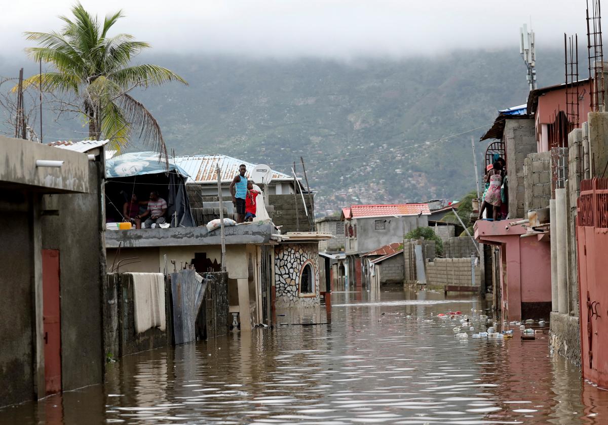 На Гаїті повінь затопила тисячі будинків (фоторепортаж)
