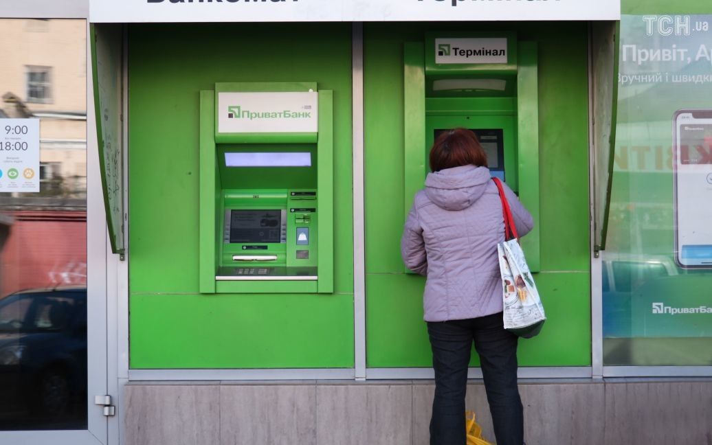 “ПриватБанк” оголосив про кредитні канікули та розблокував кредитки