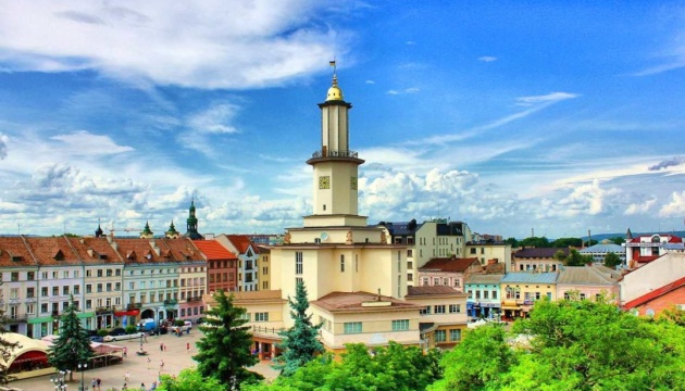 Франківськ готовий прийняти до 30 тисяч людей в разі повномасштабної війни