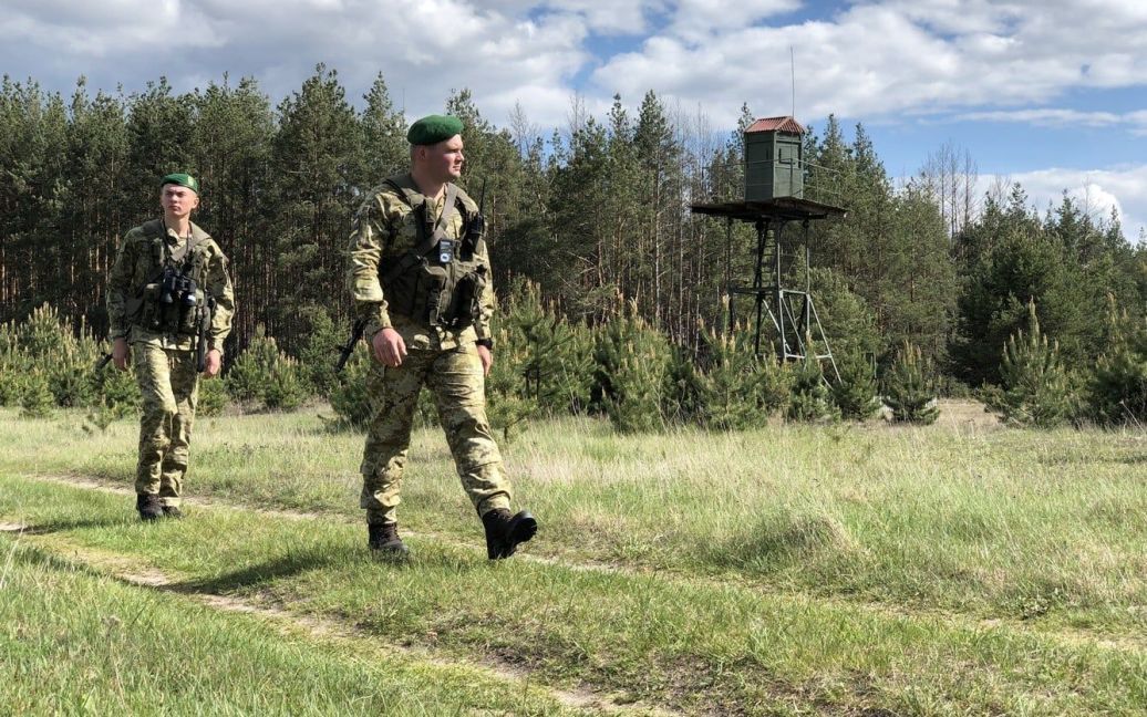 Дивні “самогубства” на західному кордоні: що розповідають родичі українських військових