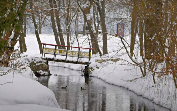 Українці відпочиватимуть 4 дні поспіль: календар вихідних на березень