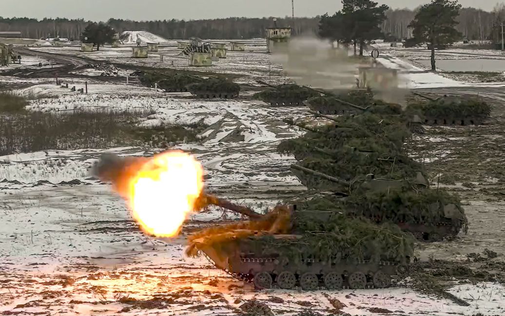 Під Харковом окупанти розстріляли авто з цивільними