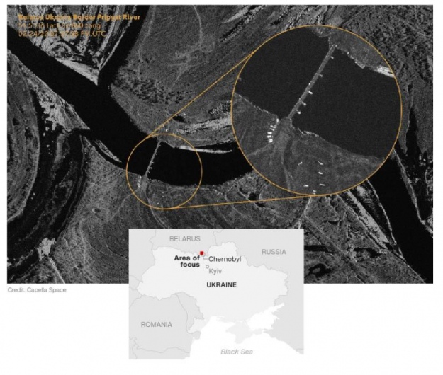 РФ спорудила понтонний міст через Прип’ять на кордоні з Білоруссю: супутникові знімки