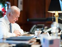 США не відправлятимуть військових до України, але допоможуть фінансово