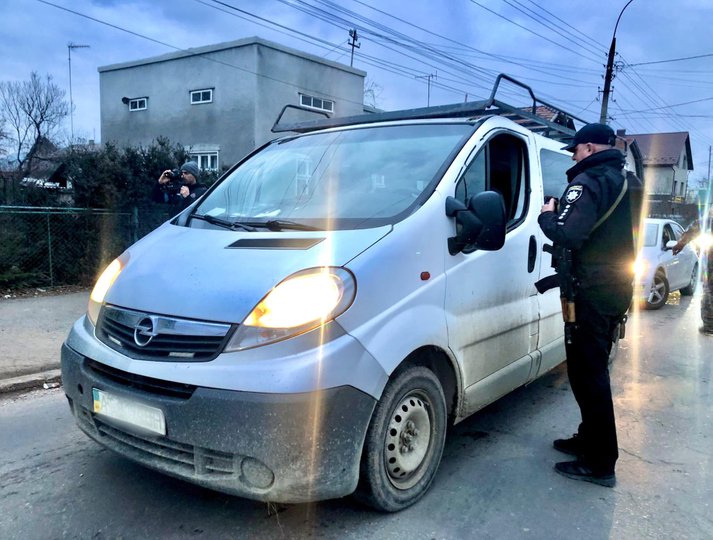 У Франківську закликають чоловіків-переселенців добровільно ставати на облік у військкомат