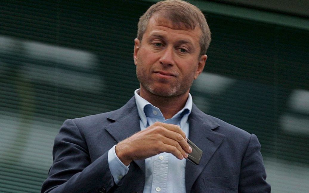 Путінський олігарх з болем продає “Челсі” і отримані кошти передасть на користь українців