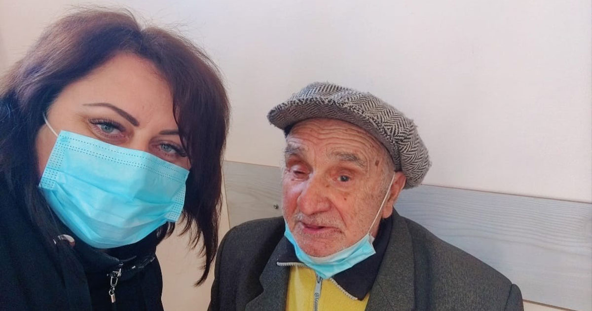 На Буковині 82-річний дідусь перерахував ЗСУ всі накопичення – 100 тис. грн та 10 тис. доларів