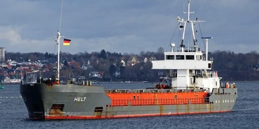 Екіпаж врятовано. У Чорному морі біля порту Південний окупанти затопили торговельне судно