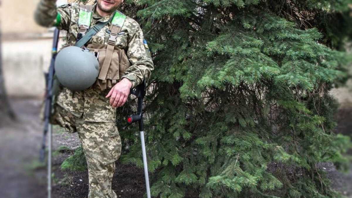 Пережив Іловайськ, а в Бутівці втратив ногу: історія бійця Леоніда, який нині захищає Харків