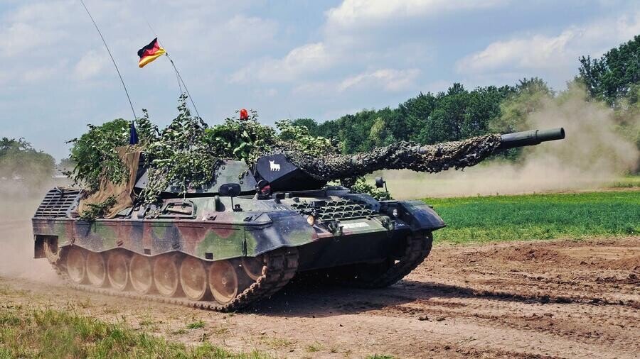 Причина, через яку Німеччина не хоче постачати Україні танки, відверто шокує