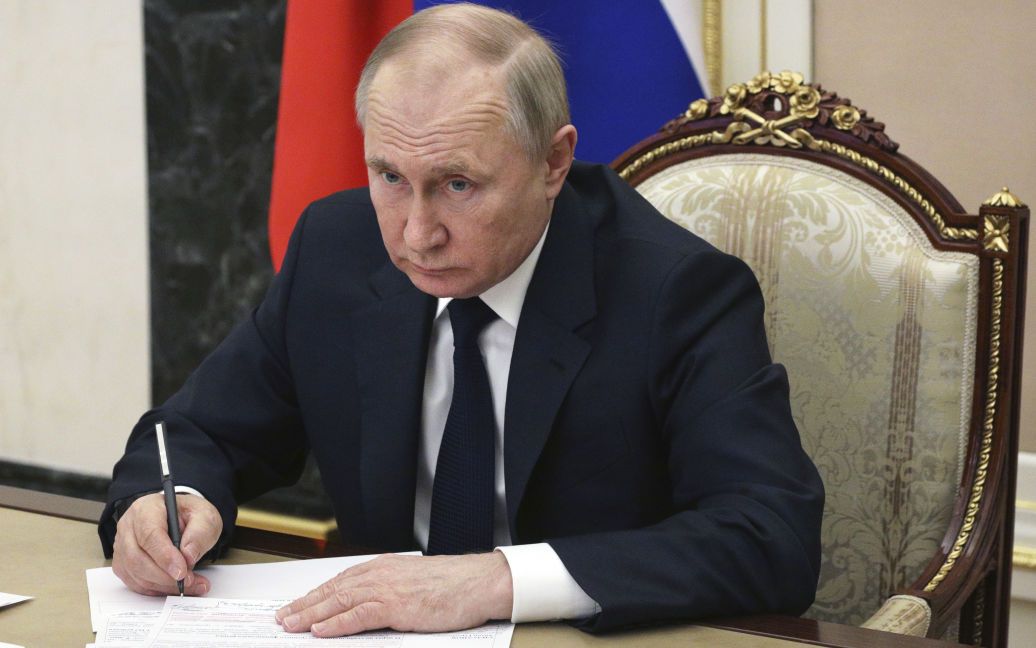 Нові цілі: Путін вже не говорить про захоплення всієї України, а вторгнення на Київщину називає “відволікаючими діями”