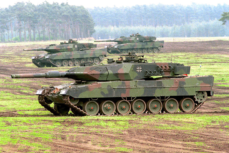 Швейцарія дозволила Німеччині передати Україні танки “Леопард”