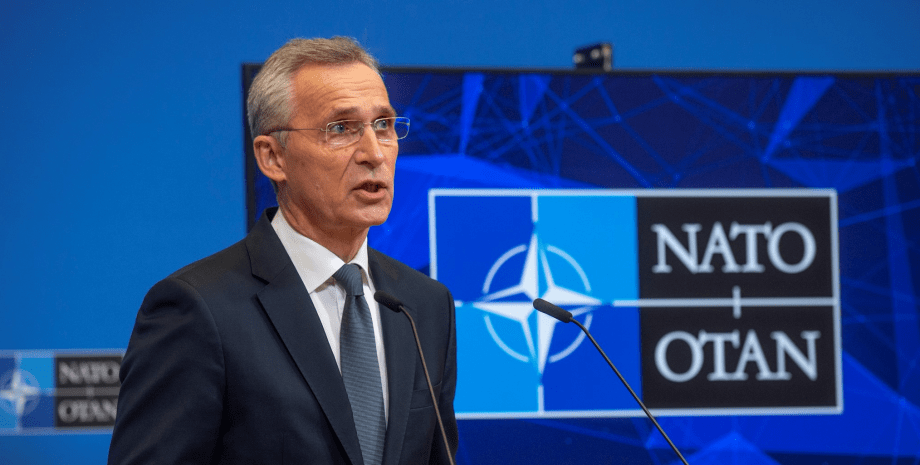 НАТО може переозброїти Україну сучасною зброєю, – Столтенберг