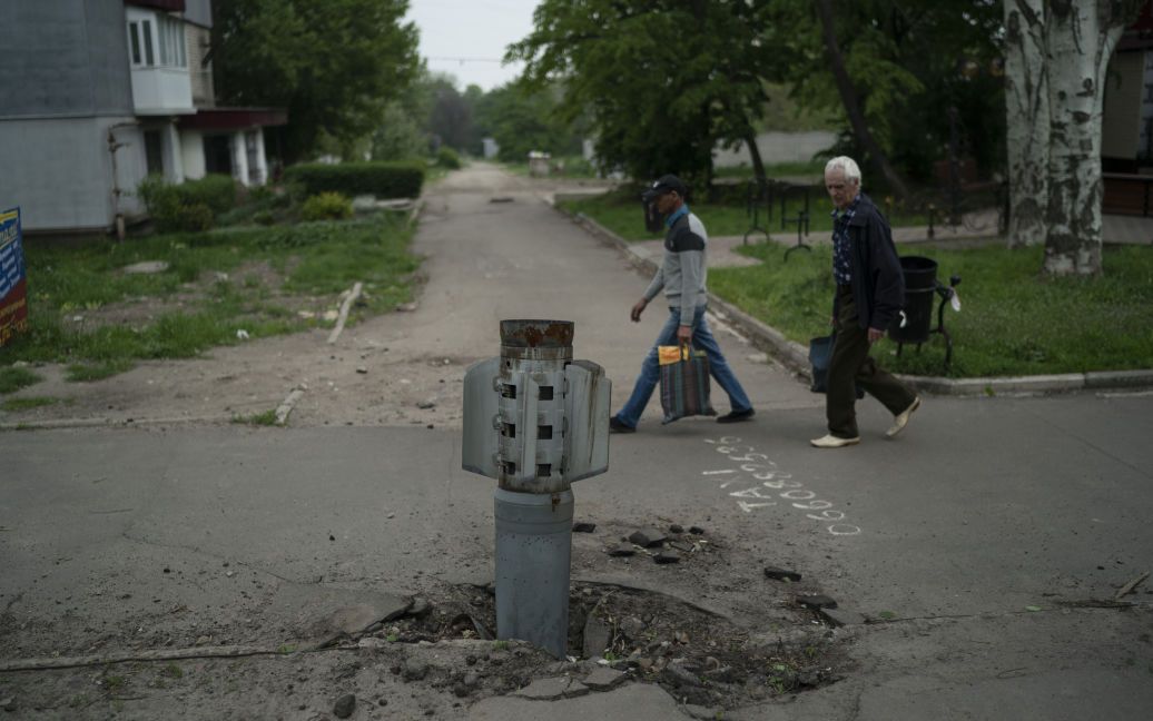 Загинула 6-річна дівчинка, 3-місячне немовля в комі – Віталій Кім про обстріл окупантами Миколаївщини