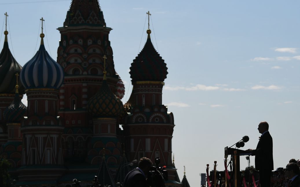 Росія уже застосовує “ядерну зброю”: Арестович розповів про підступний план Кремля