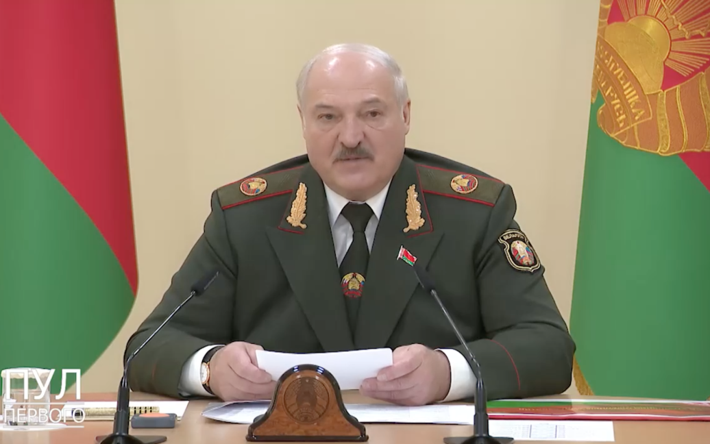 Експерт розповів, до кого в Росії постійно їздить Лукашенко