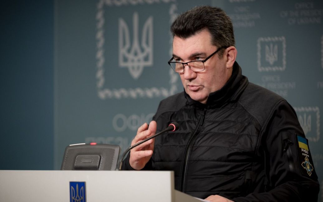 “Ситуація в Сєвєродонецьку вкрай складна”: Данілов заявив, що ЗСУ бракує зброї та артилерії