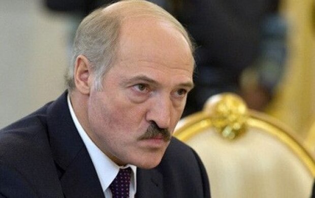 Син Лукашенка вирішив підтримати Україну, а його папаня знову зганьбився
