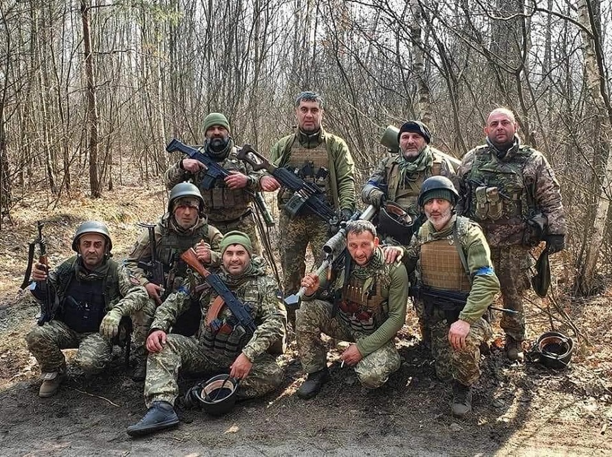 Грузинські добровольці “Стугною” вражають ворожу техніку із далекої відстані. ВIДЕО