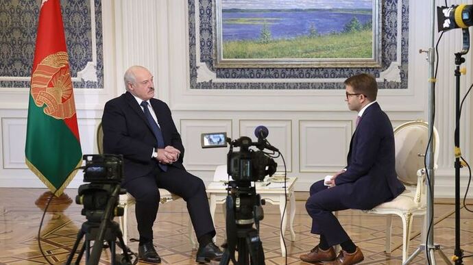 Лукашенко хоче, щоб Україна не “погрожувала” Росії, тоді війна закінчиться