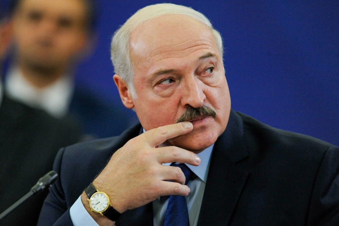 Лукашенко готується до перевороту через відмову білоруських офіцерів воювати в Україні – Newsweek