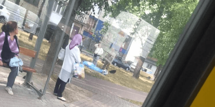 Стало зле: у Франківську посеред вулиці помер чоловік (ФОТОФАКТ)