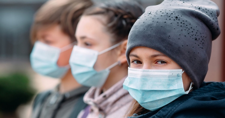 В Україні зростає кількість випадків COVID-19: чи готова медична система до нової хвилі