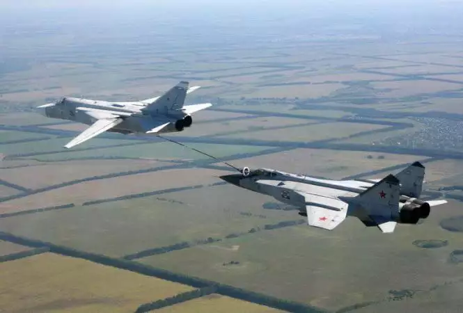 “Дружній вогонь”: Російська авіація “промахнулася” і накрила вогнем свої ж війська на Херсонщині