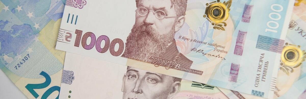 “Дозвіл на роботу в Польщі подорожчає втричі вже відсьогодні”: що відбувається і чого чекати українцям?