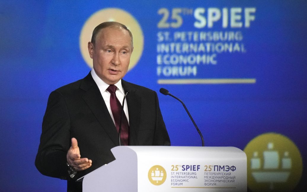 Путін заявив, що Захід підштовхує Росію до “прискорення об’єднавчих процесів” з Білоруссю