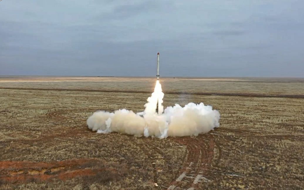 Після вибуху розлетілись “теплові пастки”: Росія обстріляла Одещину двома ракетами “Іскандер”