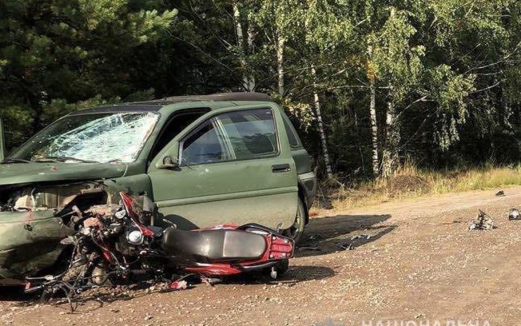 У Рівненській області в жахливій ДТП загинули двоє юних братів: фото